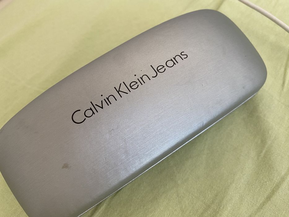 Calvin Klein слънчеви очила