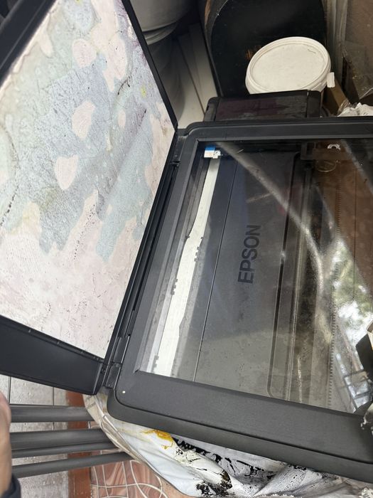 Продаю принтер epson