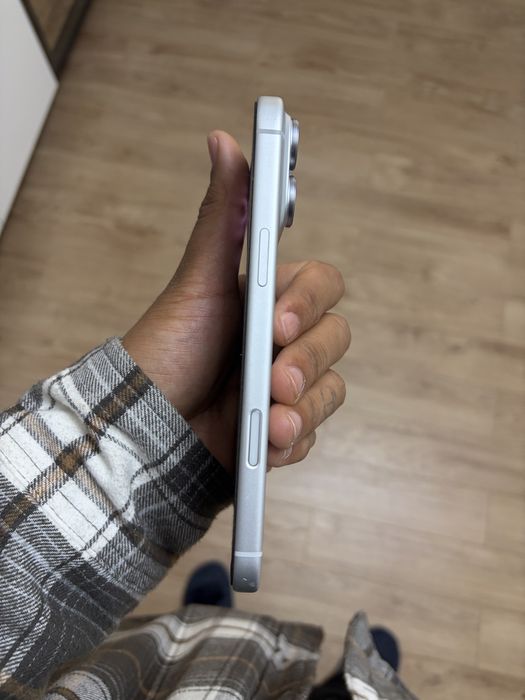 iPhone 17 pro max 256 Silver E-Sim