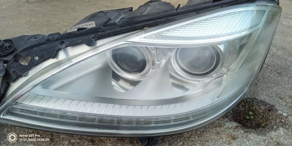 Фарове за Mercedes S класа Фейсови W221