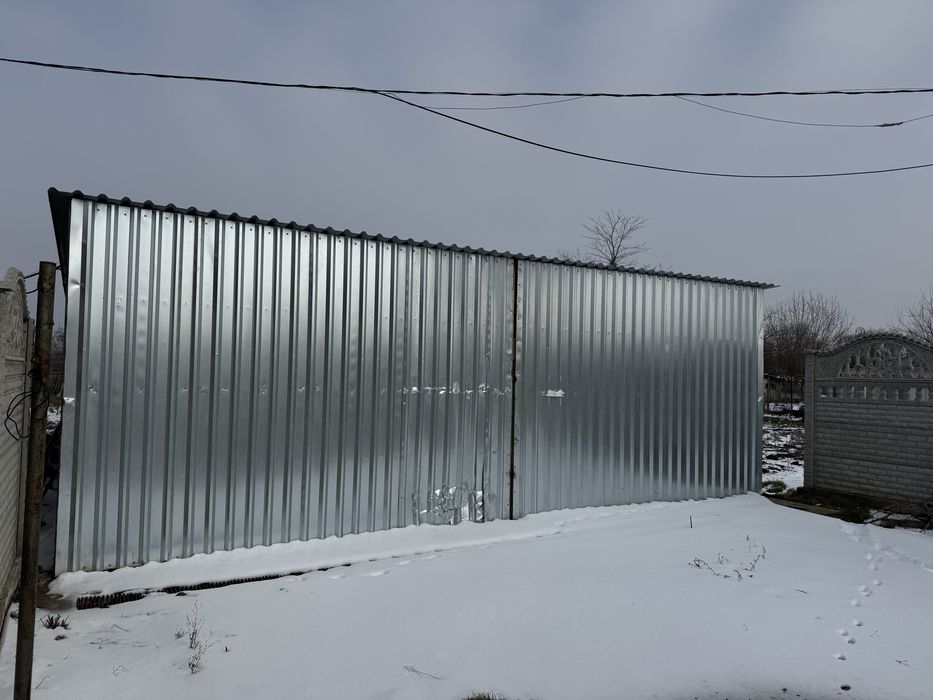 Hala metalica dimensiune 8x9 m