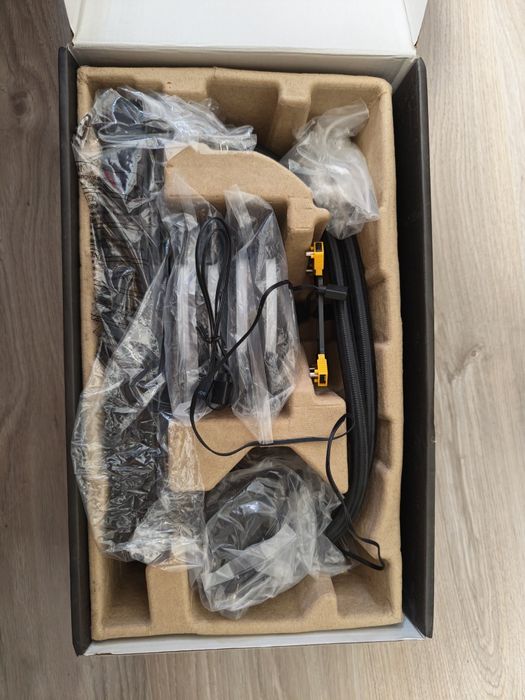 Vând AIO Aqirys AQUARIUS 240 Rgb Amd Socket AM4/AM5 SOCKET