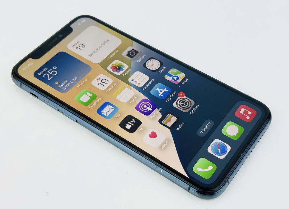 Apple iPhone 11 Pro 64GB Midnight Green Отличен! Гаранция!