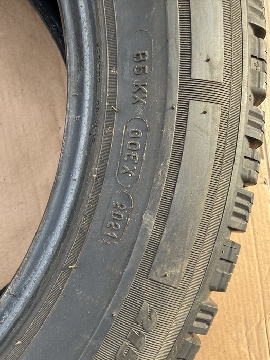 Зимни гуми Michelin 215/60/17C dot2021 | 8.5мм