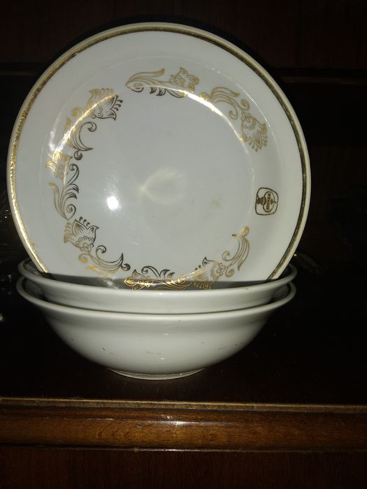 Тарелки советского времени