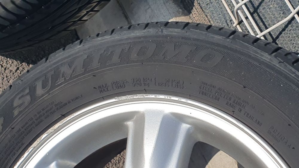 Летни гуми Sumitomo 195/60/15 4бр.