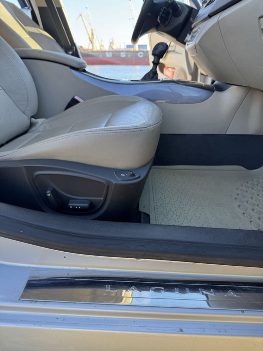 Vand sau schimb Renault Laguna