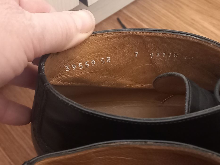 Продам мужские туфли