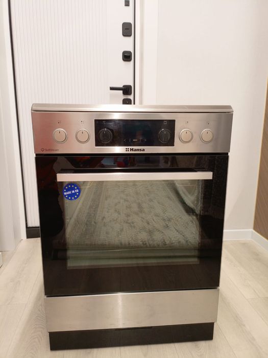 Продам плиту Hansa