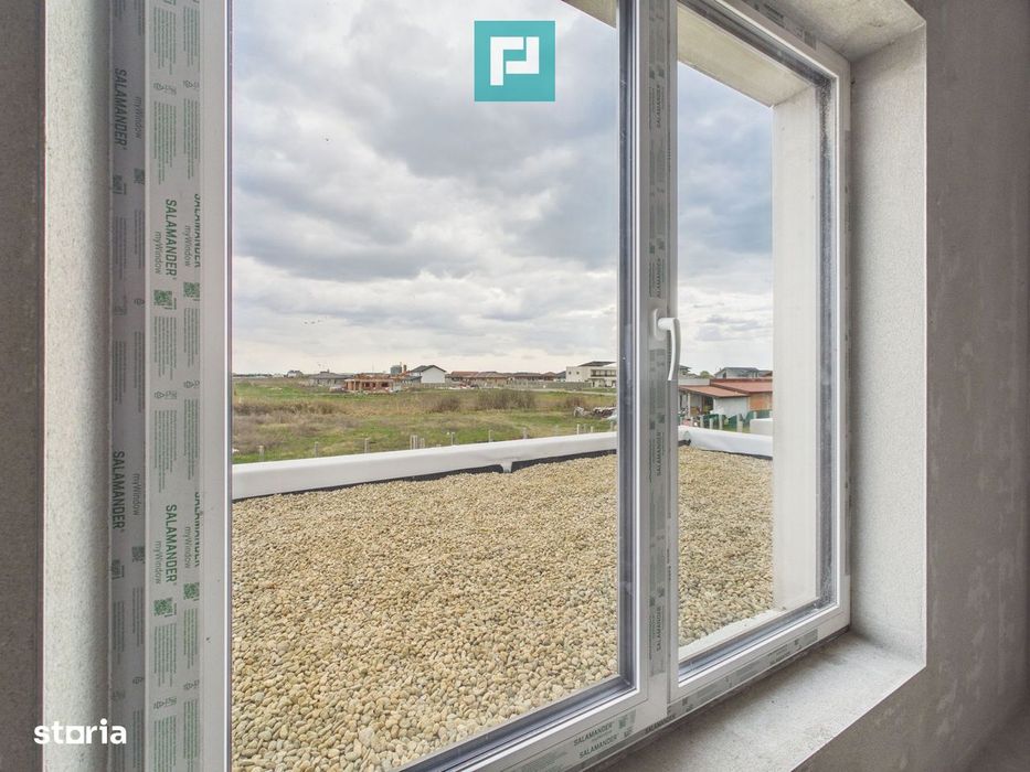 Duplex în Săcălaz despartit prin cameră tehnica