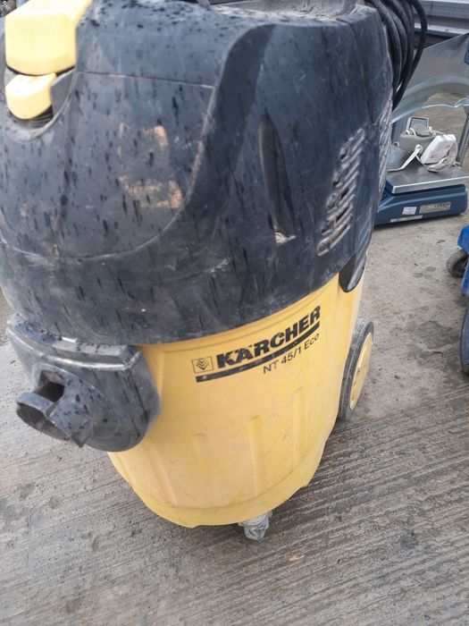 Karcher. Aspirator santier .scuturare umed uscat