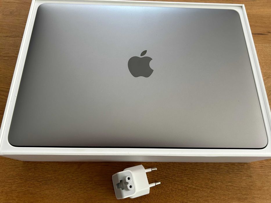 Apple MacBook Retina, 12-inch, 2017, A1534
