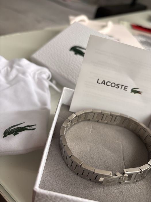 Bratara LACOSTE barbati, nou nouta, cu toate accesoriile