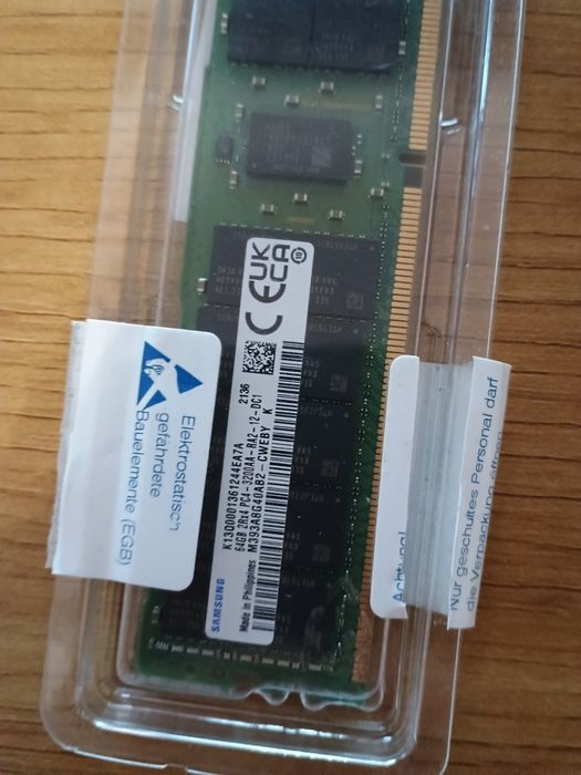 Vând plăcută de 64gb RAM ddr4 Samsung