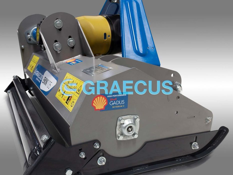 Tocatoare vegetatie cu ciocanele