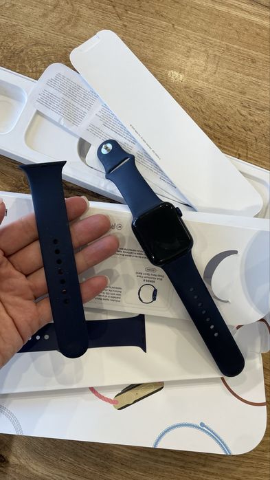 Смарт часы Apple Watch 6, 40 мм