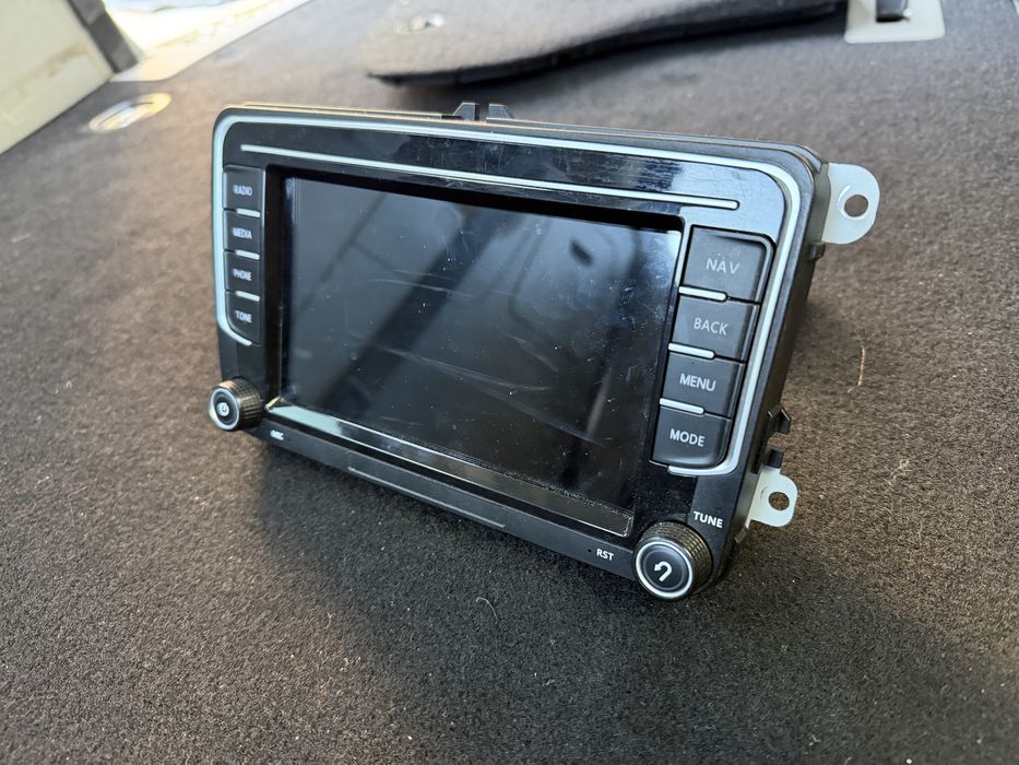 Navigație Android 7” VW MAGOTAN  CarPlay – Android Auto