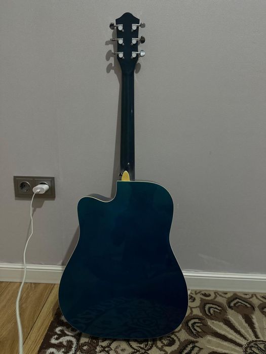 Гитара акустика