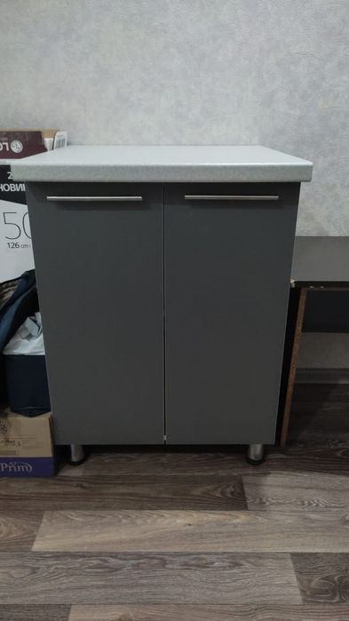 Шкаф кухонный       .