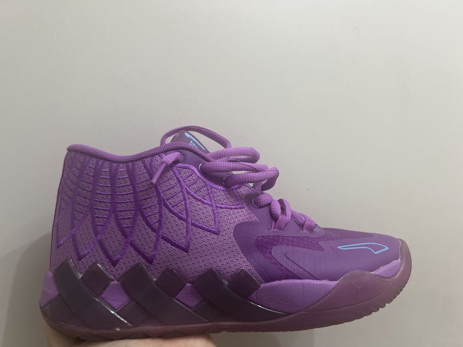 Продам Lamelo Ball 1