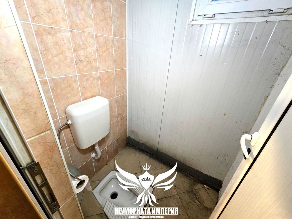 Под наем помещение 370кв.м за склад, цех за производство в Асеновград