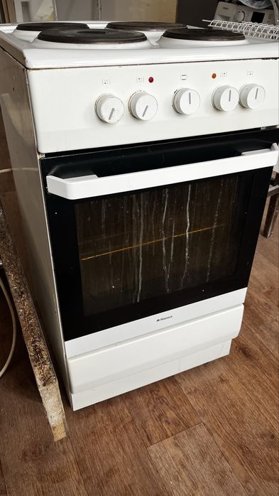 Продам электрическую плиту