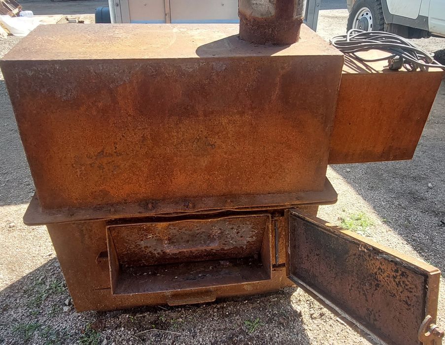 Печь (Дом, времянка, теплица и т.д))