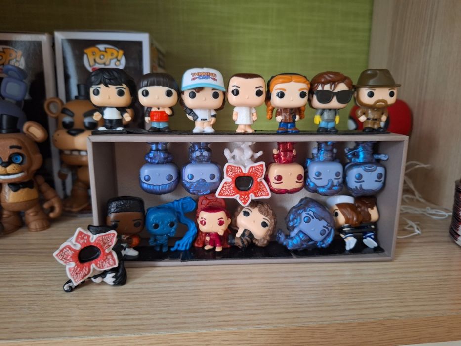 Kinder joy stranger things коллекция