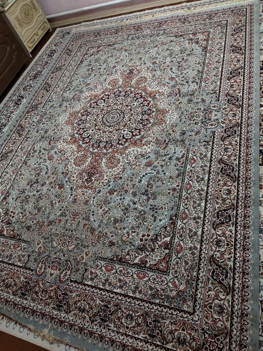 Кілемдер сатылады