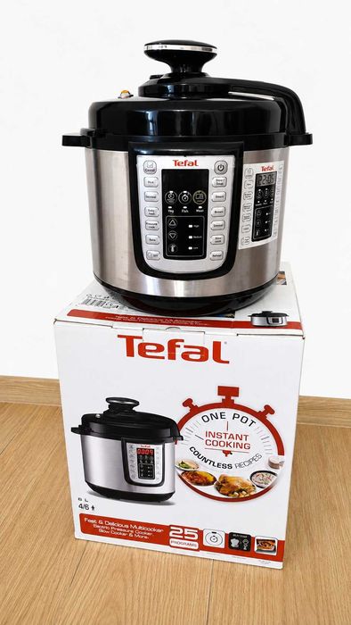Multicooker Tefal One Pot 6L, 25 programe - folosit o singura data, complet