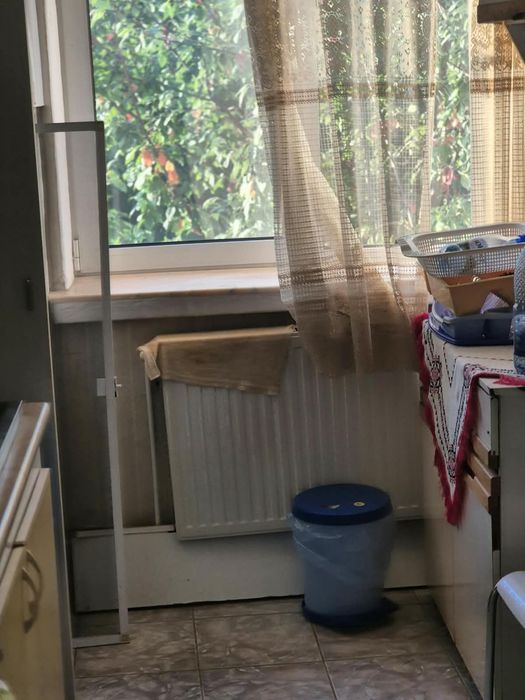 Apartament ultracentral 3 camere decomandat Onești