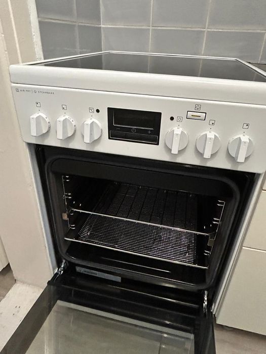 Vand aragaz electric Aragaz Electrolux LKR564200W