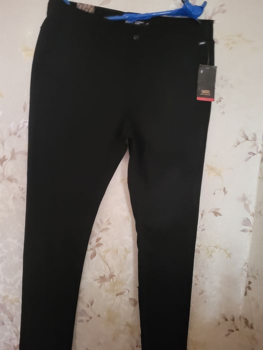 Продам брюки Vans