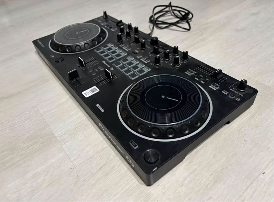 Consola Pioneer DDJ REV1