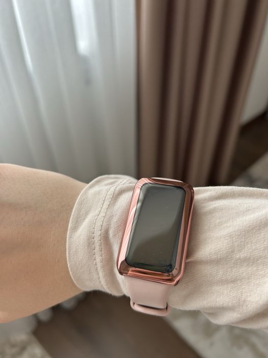 Фитнес гривна HUAWEI Band 6