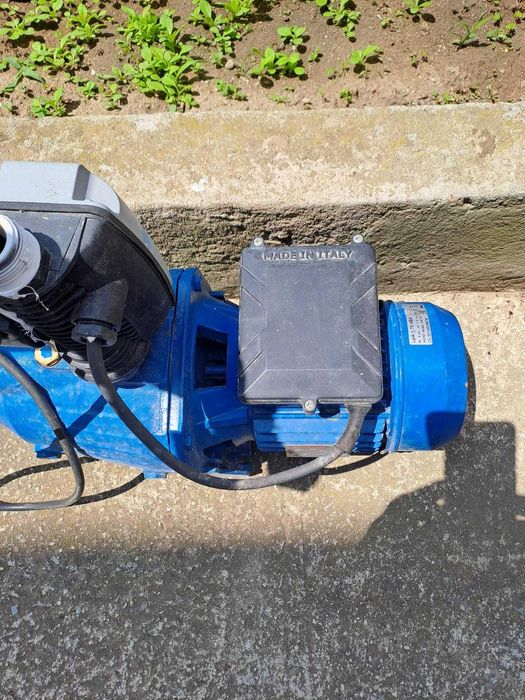 Хидрофорна самозасмукваща  помпа SPERONI и автоматичен ел. пресостат