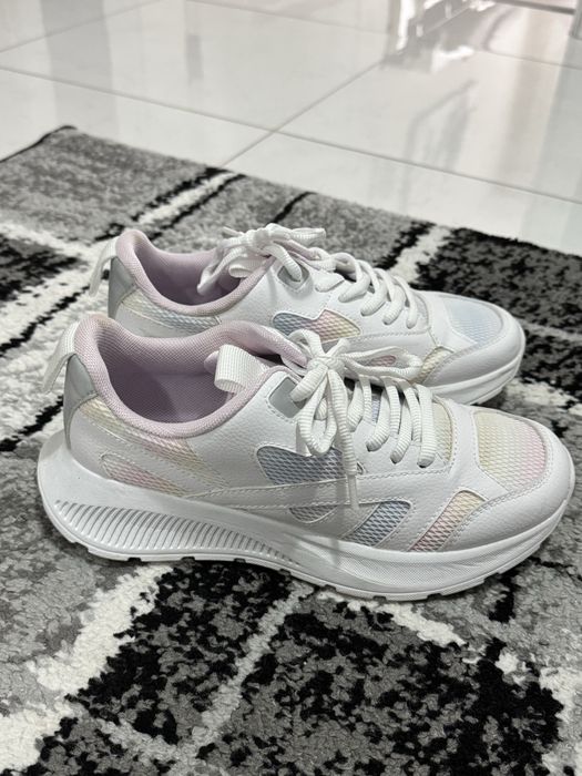 Спортни обувки 36.5 номер