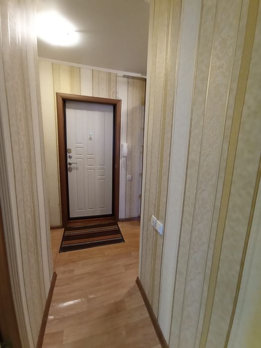 Продам  4х комнатную  квартиру