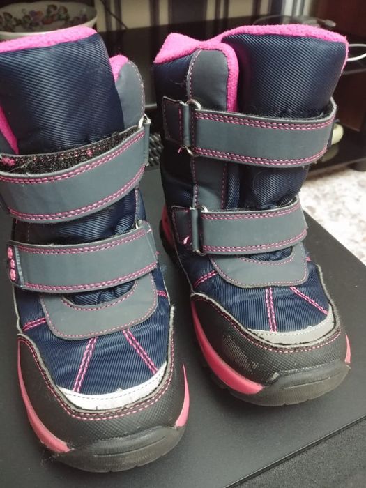 Продаю зимние ботинки на девочку