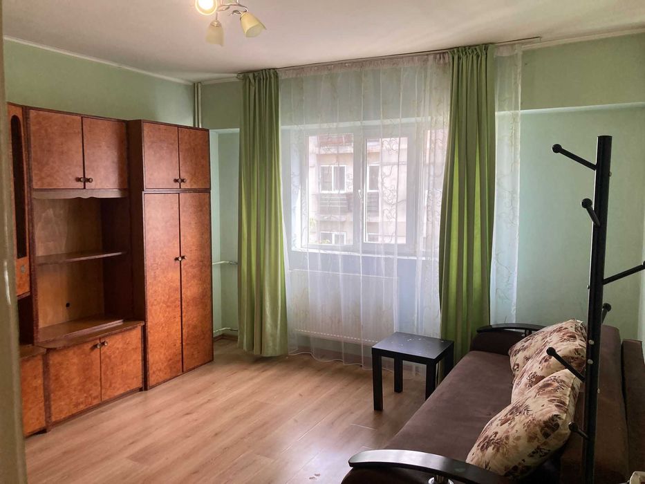 Apartament de inchiriat