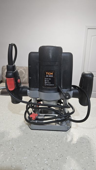 Продаётся фрезерный станок