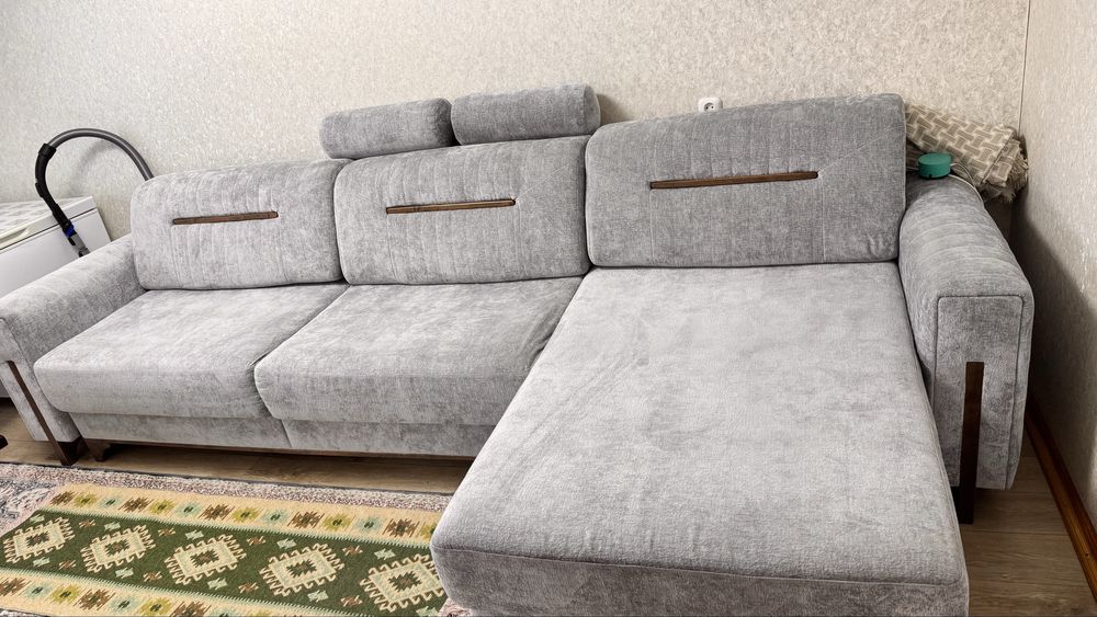 Диван для гостиной