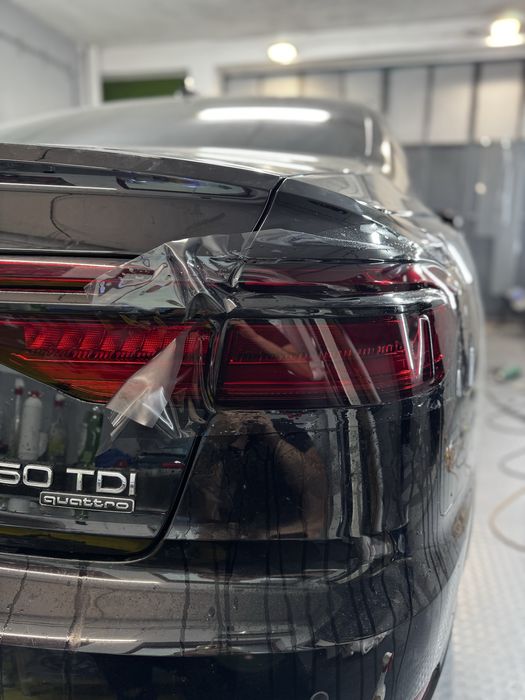 Затъмняване на стъкла и фолиране/полиране на фарове