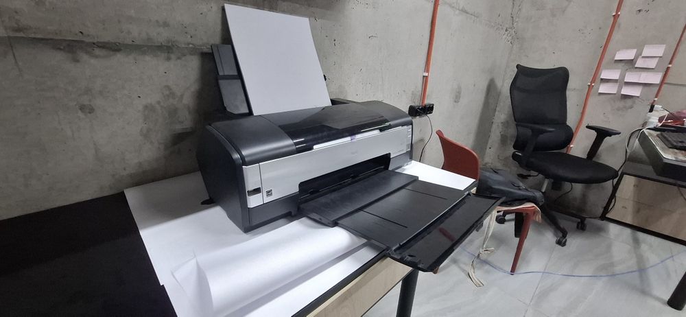 Цветной принтер Epson Stylus PHOTO 1410