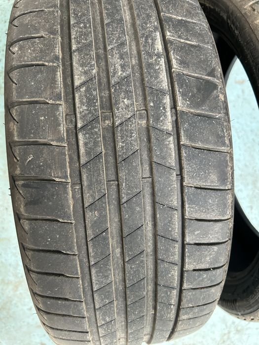 Vand anvelope vara bridgestone turanza!