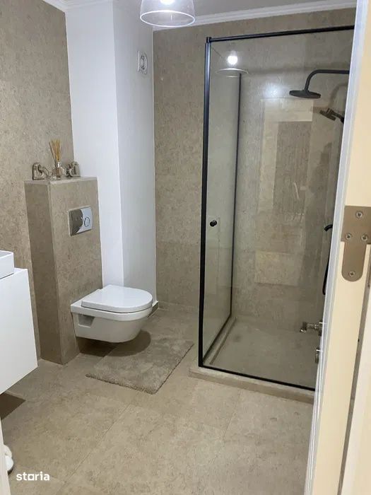 Apartament cu 3 camere, 66 mp, terasa de 26 mp, langa METRO — fotografia 2