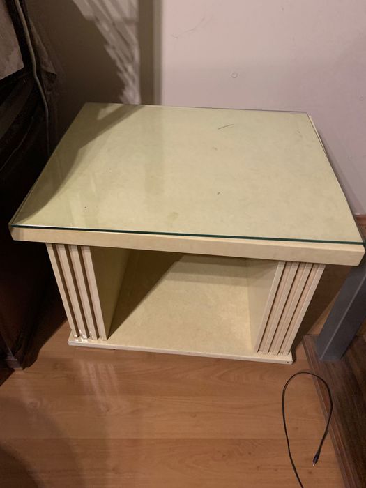 Масивна мебел в много добро състояние