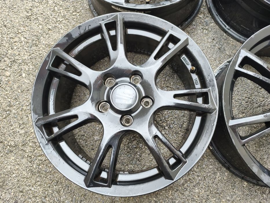 Seat/VW; 16 цола 5x112; 4 бр. Оригинални лети джанти -  черен цвят