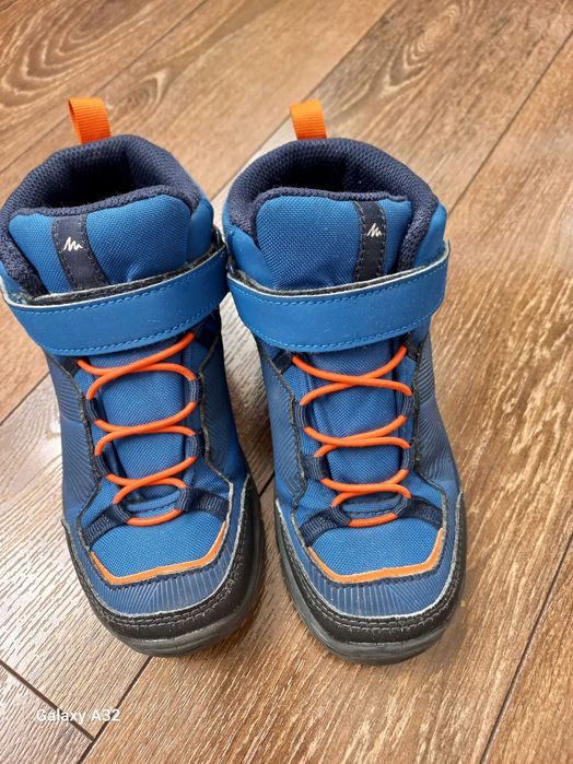 Детски боти от DECATHLON