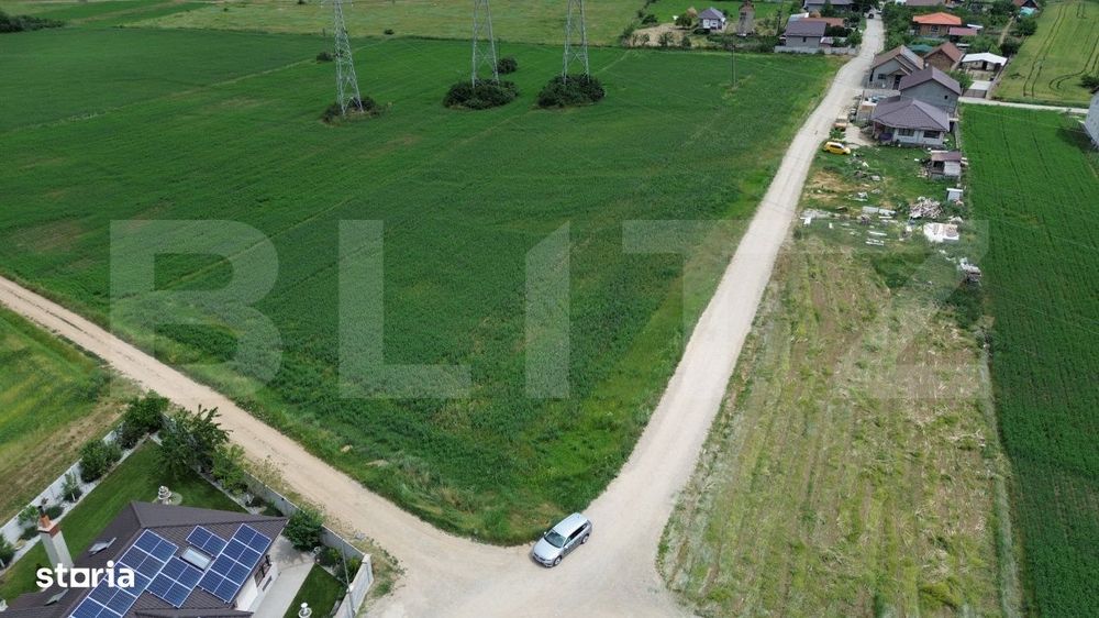 Teren intravilan 1500 mp, 2 fronturi, utilitati, zona Barabant